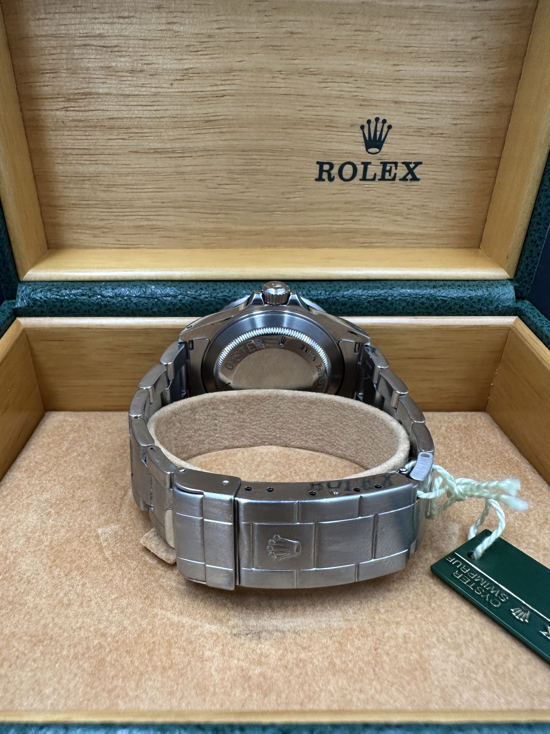 Rolex Sea Dweller 16600 "No Papers" P serial – Image 6