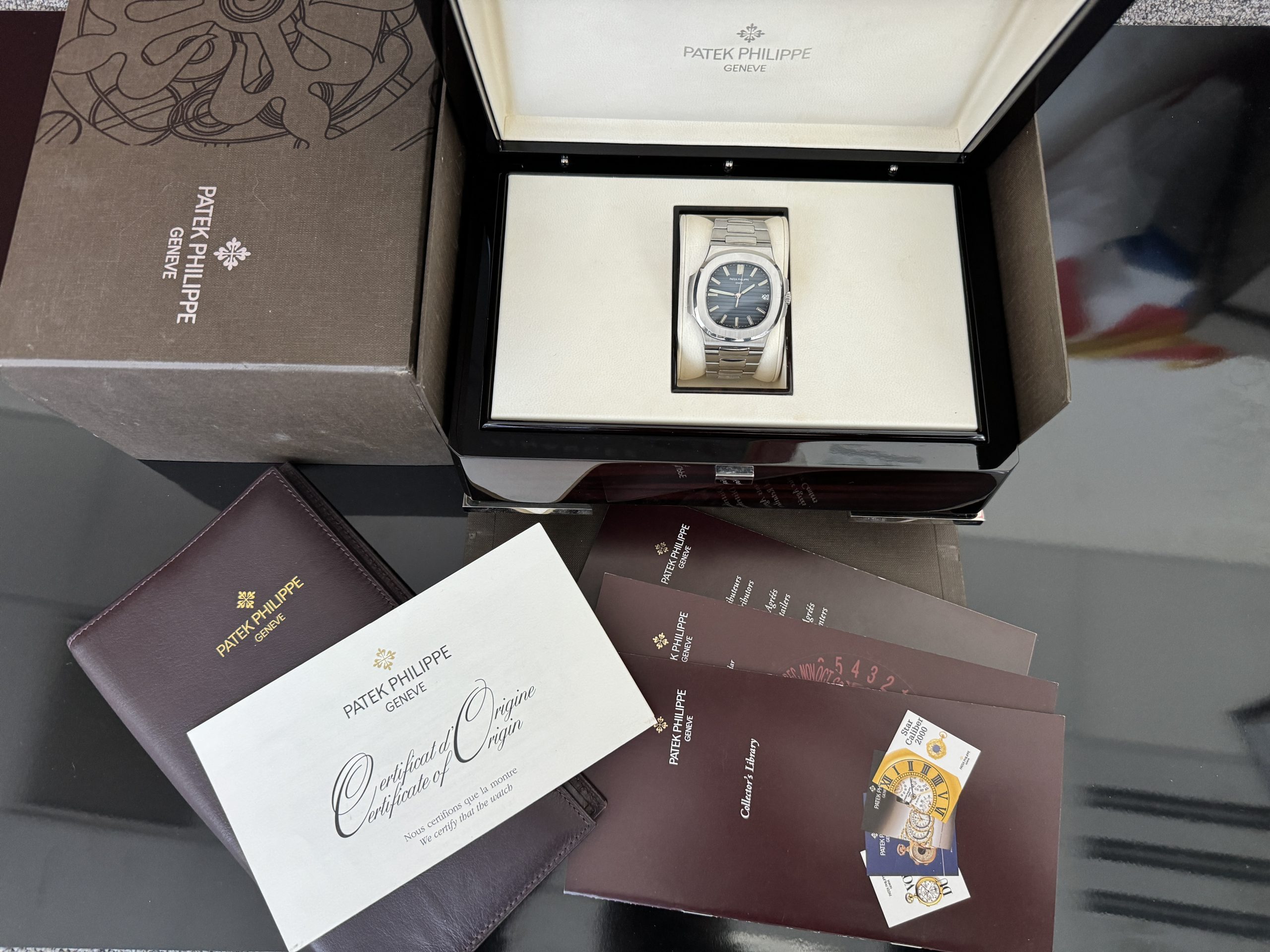 Patek Philippe Nautilus Full Set – Image 9